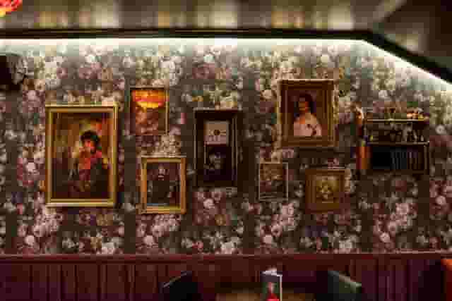 Polly's Parlour