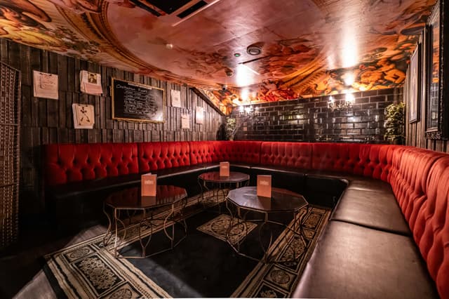 Sabini's Snug