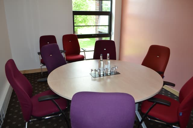 Syndicate Rooms