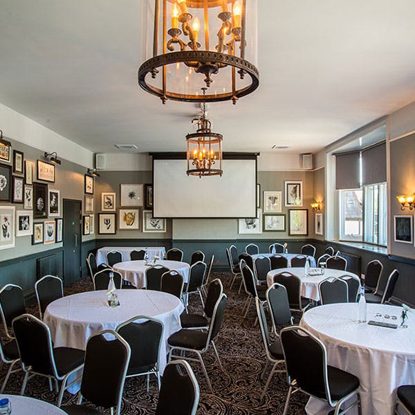 The Crown and Greyhound - The Dulwich Suite image 1