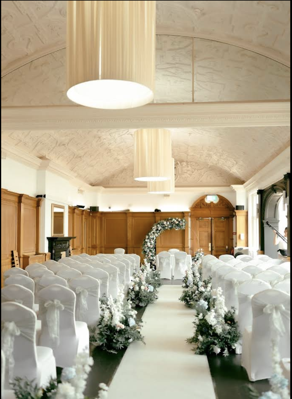 The Crown London Hotel - image 1