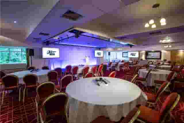 Drayton Manor Hotel