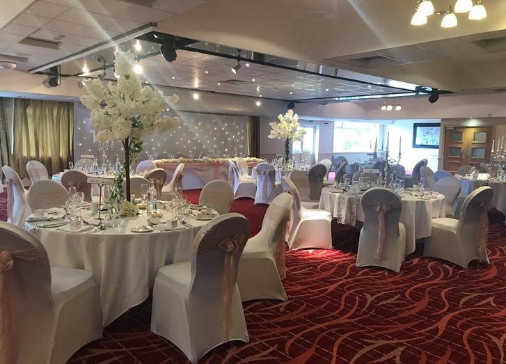 Drayton Manor Hotel - Hamilton Suite image 1