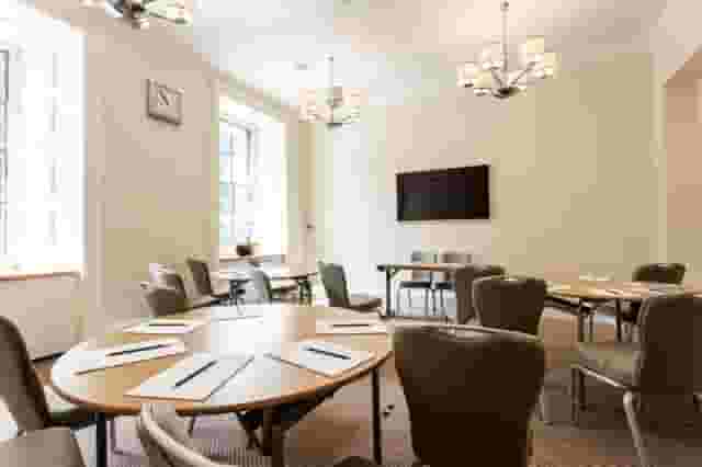 Chris Ham Room