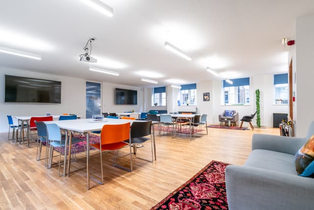 Wallacespace Spitalfields