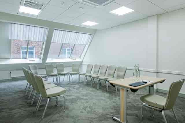 London meeting room: Cavendish Sq, flexible seating, workshop event