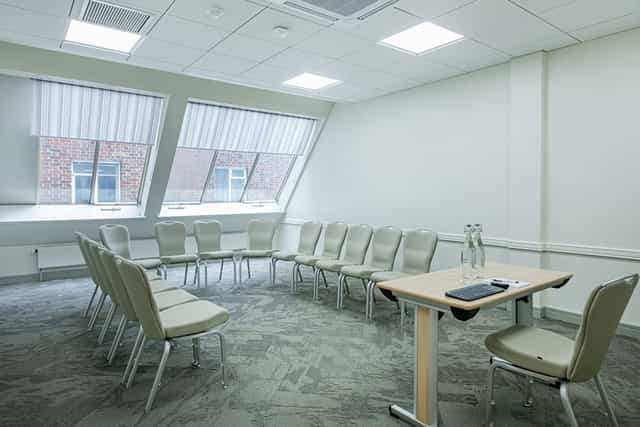 No11 Cavendish Square breakout room, natural light, meeting space