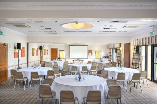 voco™ Oxford Thames Hotel - image