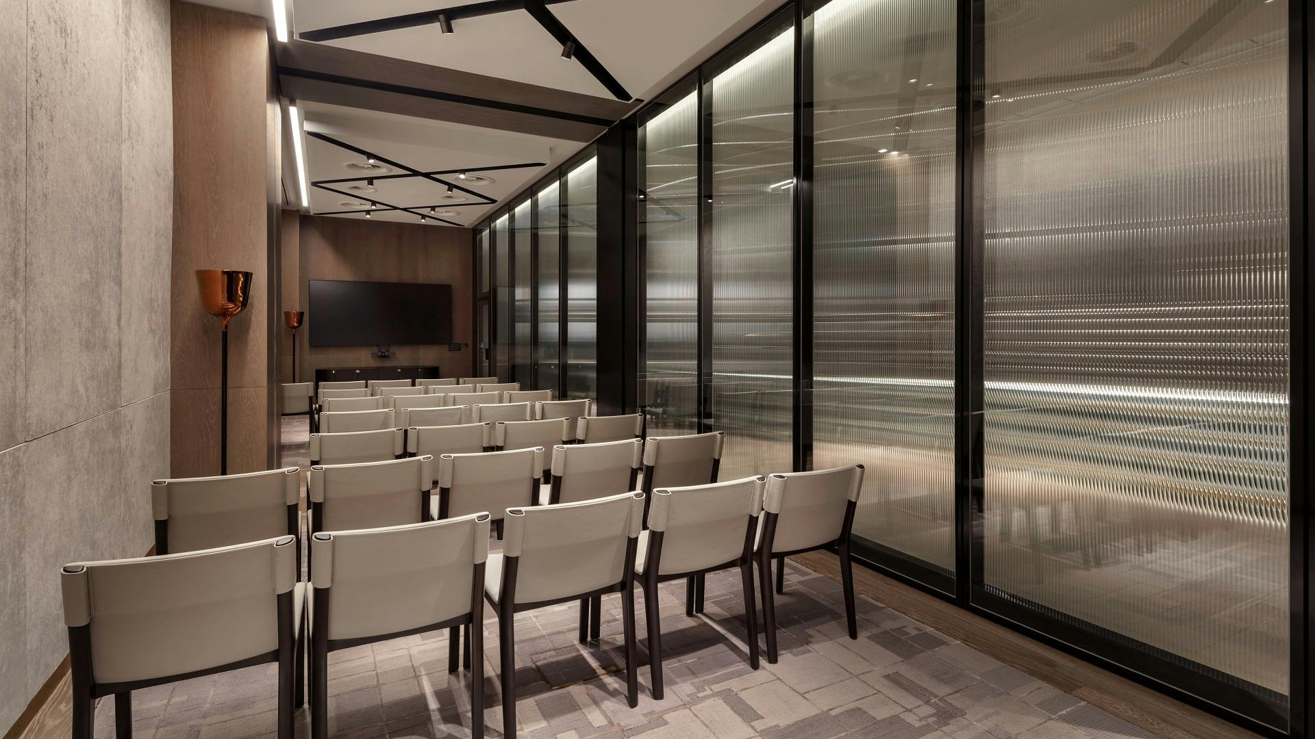 Modern meeting room at National Gallery, ideal for presentations and gatherings.