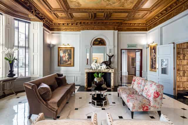 Private Room 2