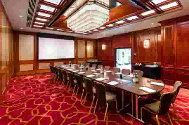 Radisson Blu Edwardian Heathrow