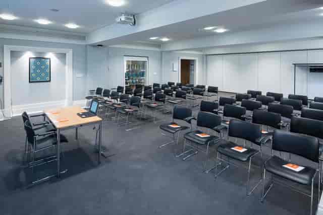 Franks Room at Wellcome Collection: organized meeting space for presentations and workshops.