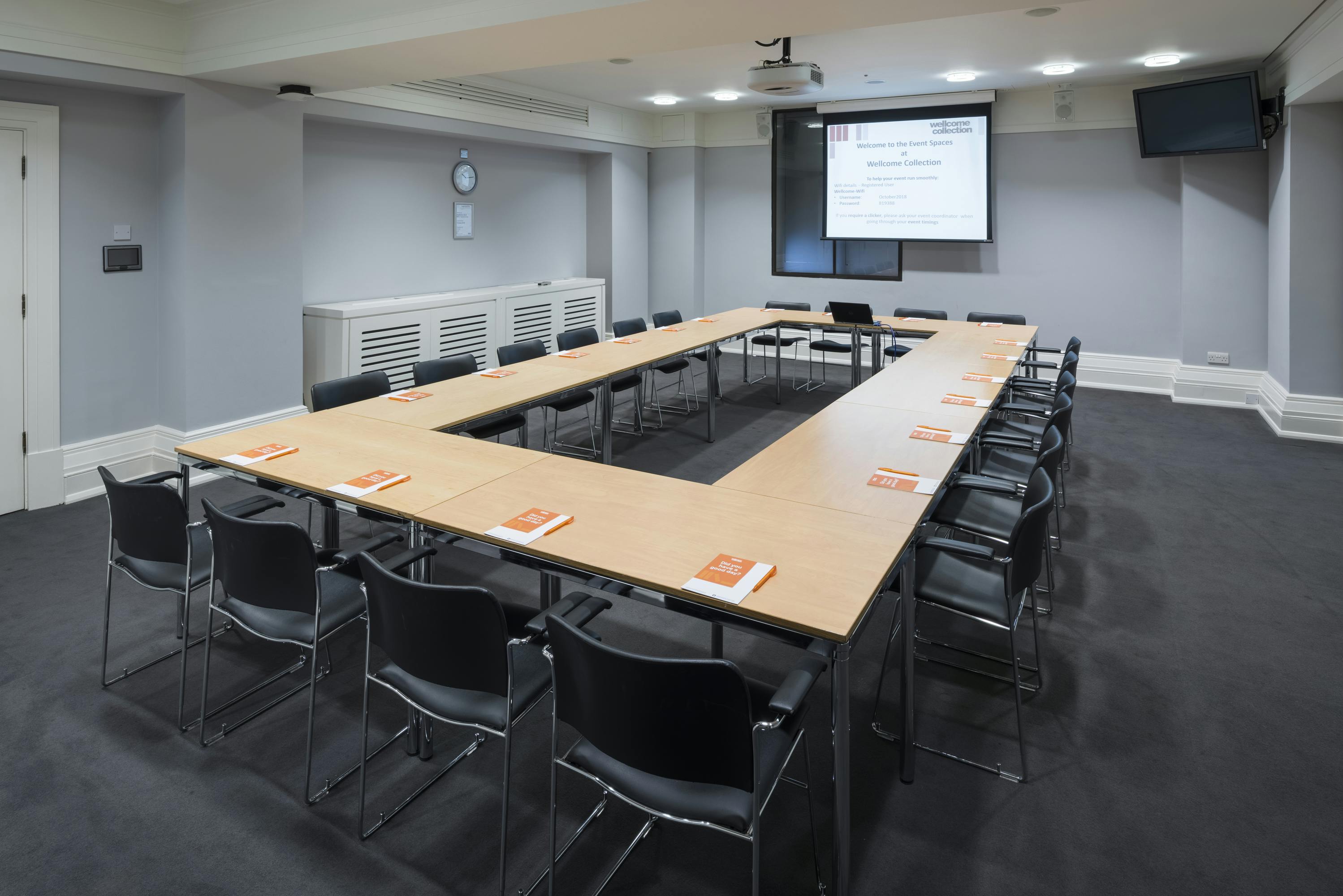 Steels Room at Wellcome Collection: modern U-shaped meeting space for collaborative discussions.