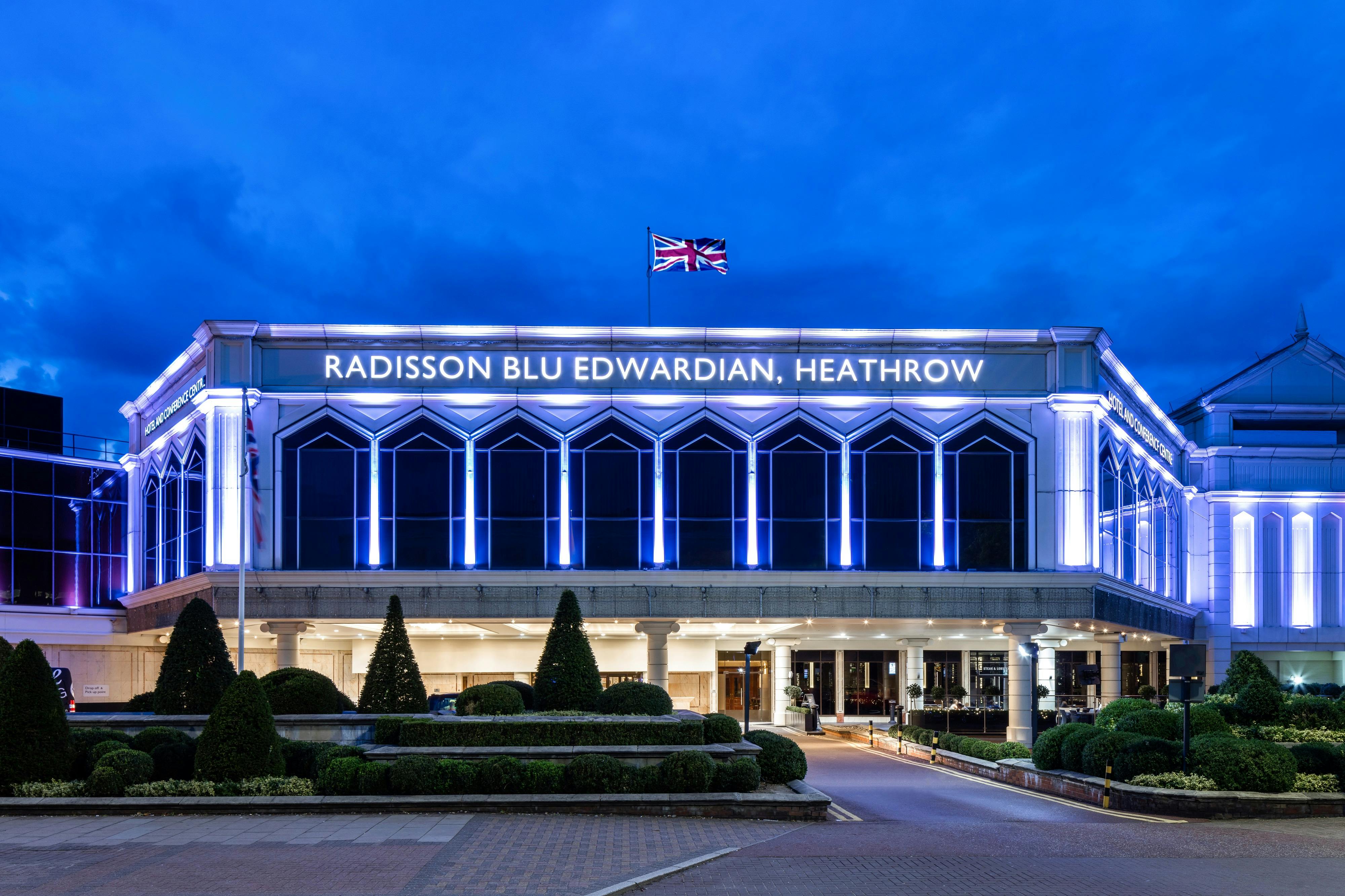 Private Room 30 at Radisson Blu Edwardian Heathrow, modern venue for corporate events.