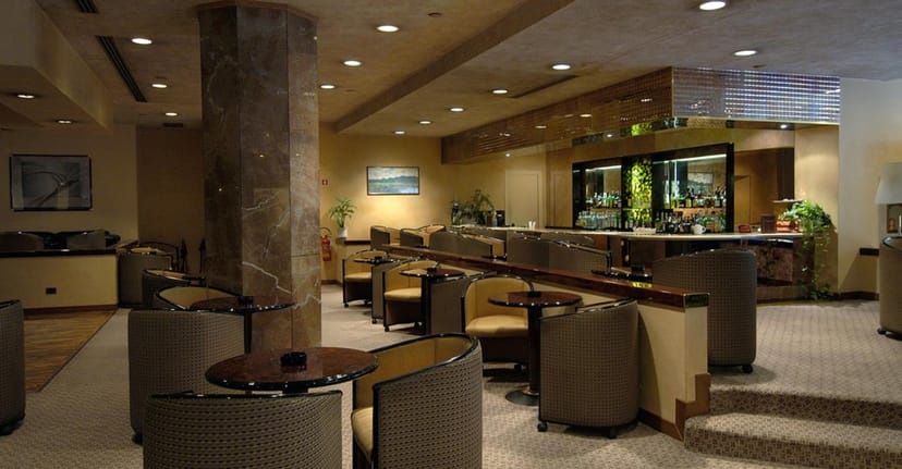 Sophisticated lounge at Salone dei Poeti, ideal for networking and receptions.