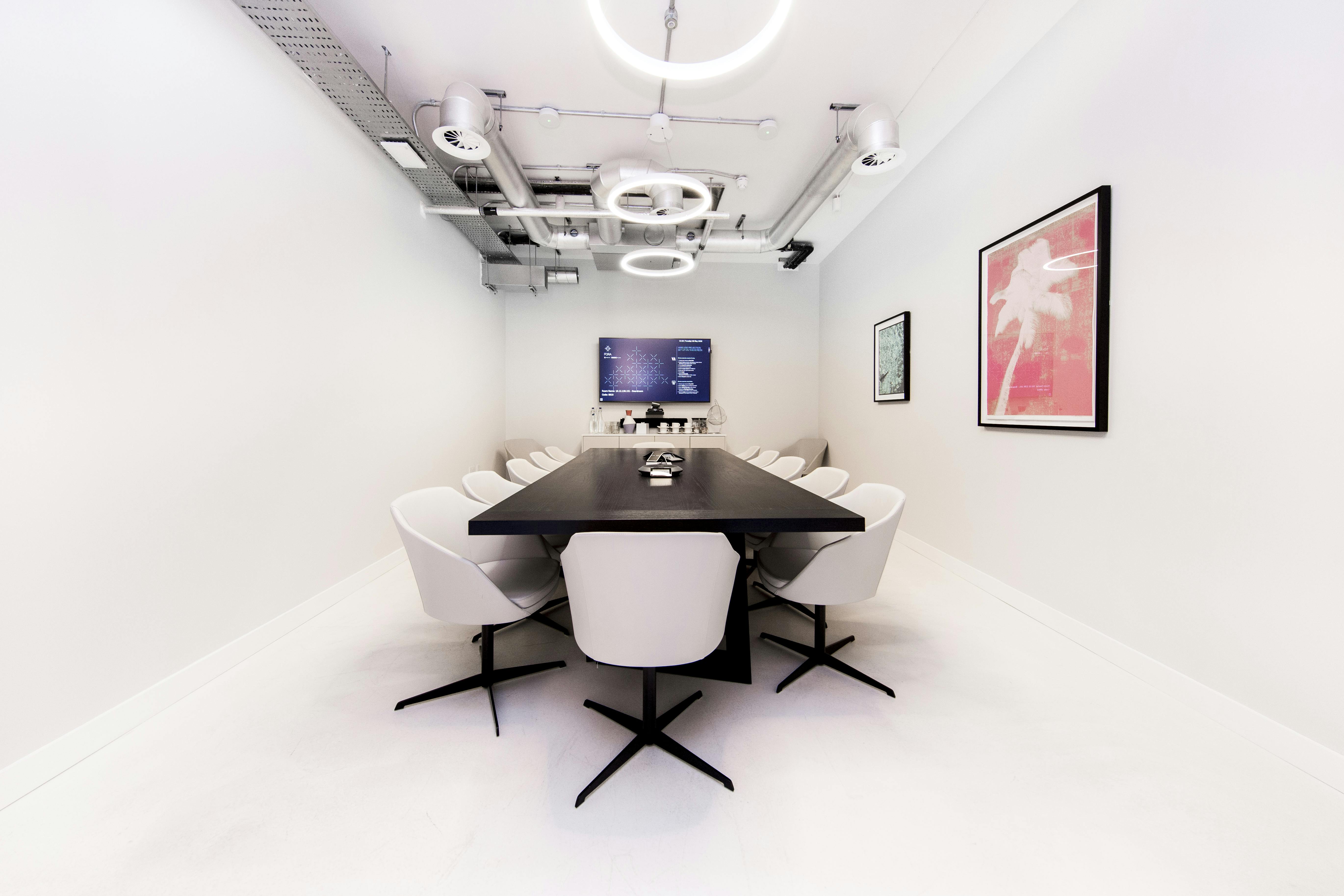 FORA- Clerkenwell, Dallington St, Gallery on 5 - The Boardroom image 1