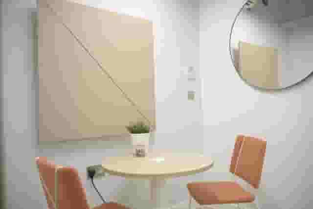 Rey Meeting Room