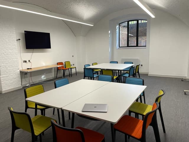 Meeting rooms 