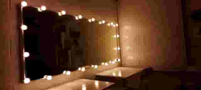 Daylight / Blackout Infinity Cove Photography/Video/Events Studio - Space 2 OF 3