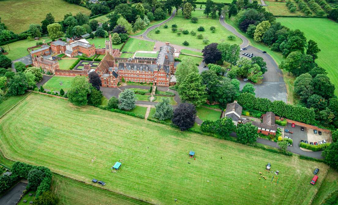 Garden Pavilion at Stanbrook Abbey Hotel, ideal for corporate retreats and events. - Banner