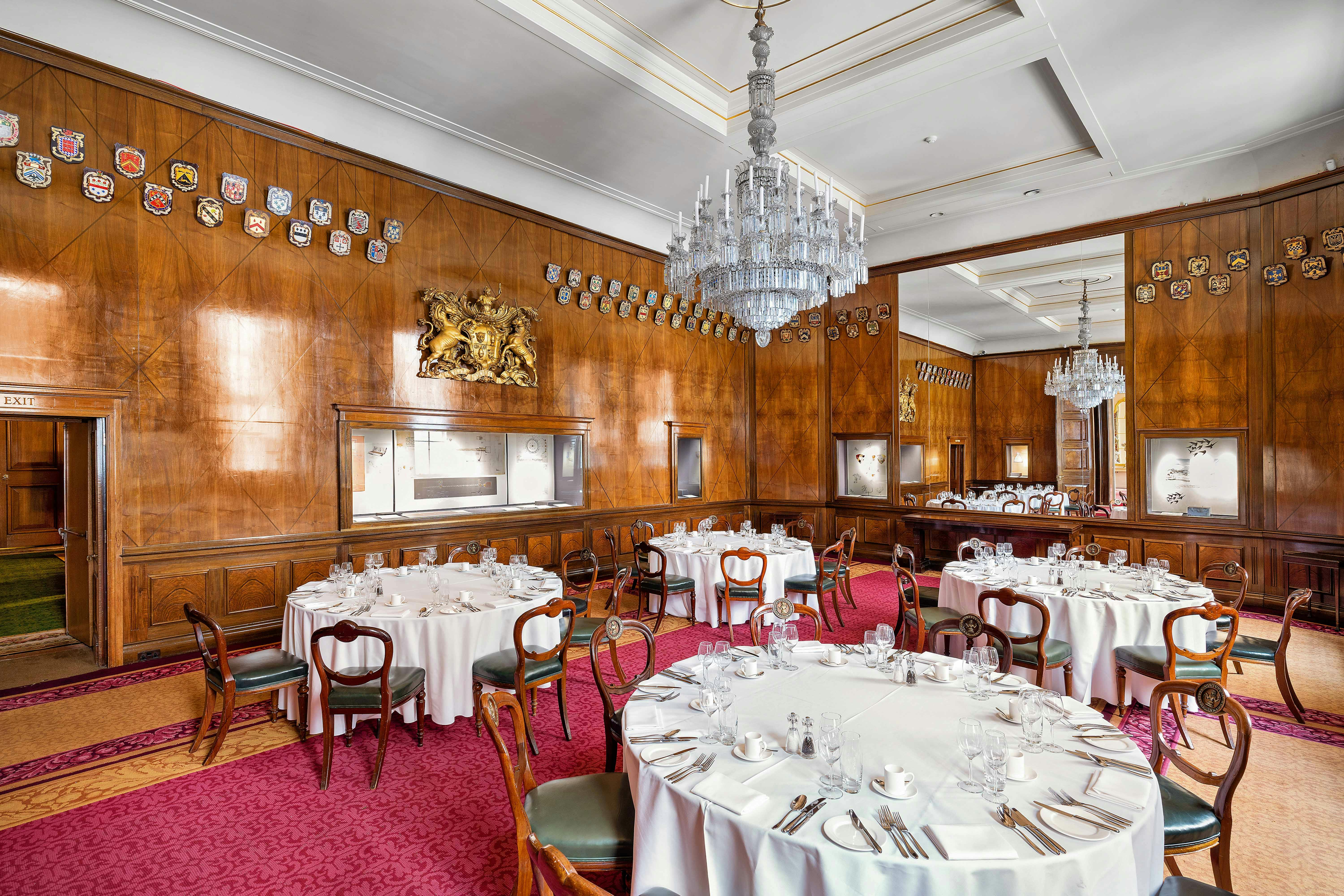 Elegant banquet room at Goldsmiths' Hall, ideal for upscale events and corporate gatherings.