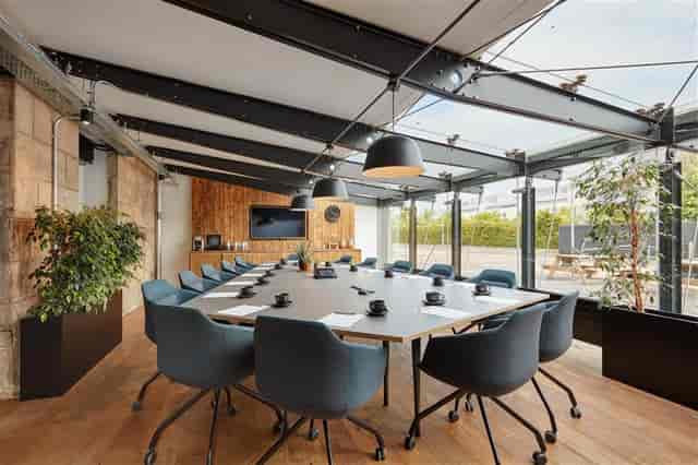 M2 The Conservatory 