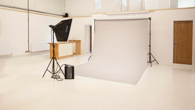 Des Fildes Hire Studio