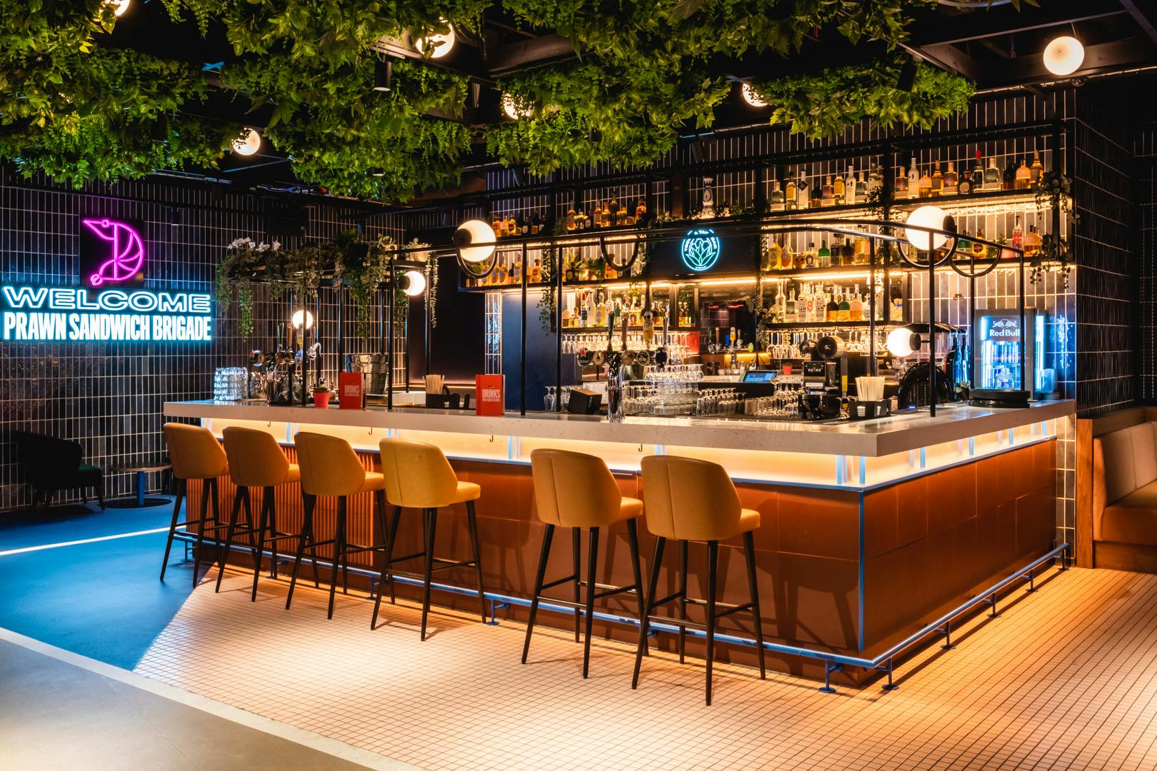 Modern bar at Players Lounge in TOCA Social, perfect for networking events and gatherings.