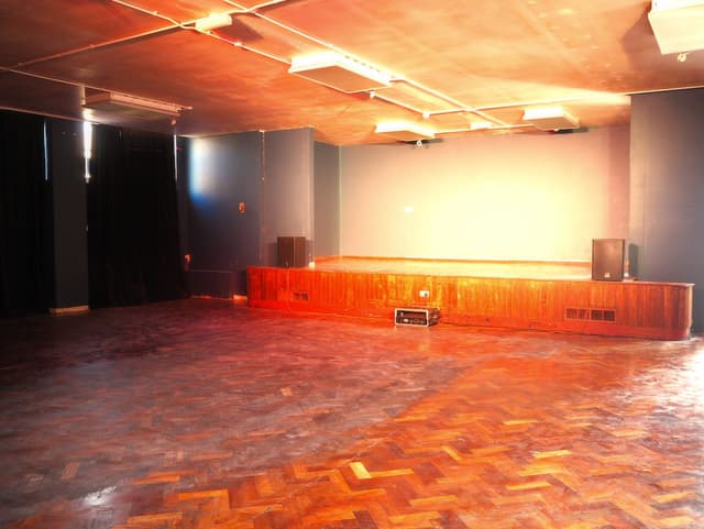 The CentrE17