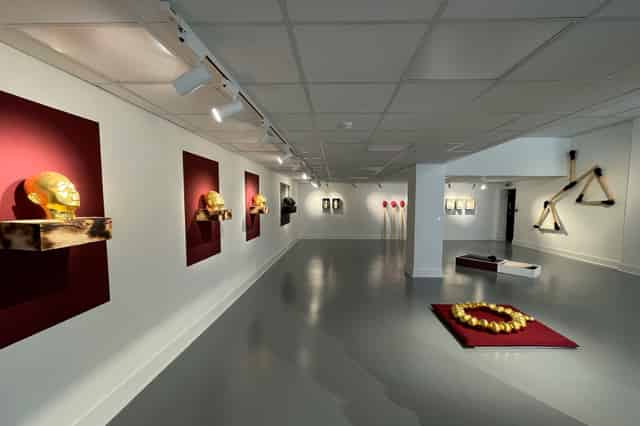 St James's Art Gallery