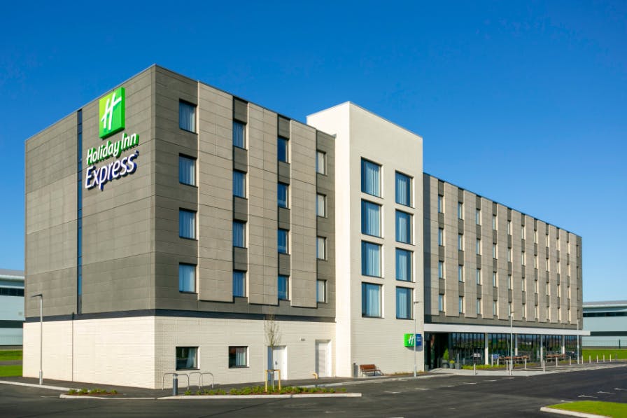 Modern Quantock Room at Holiday Inn Express Bridgwater for corporate meetings and events.