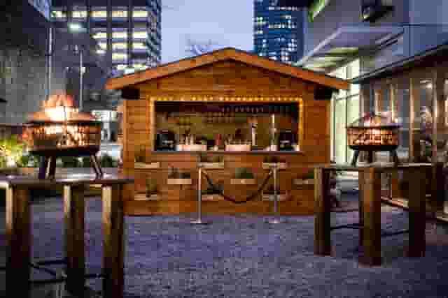 Outside bar
