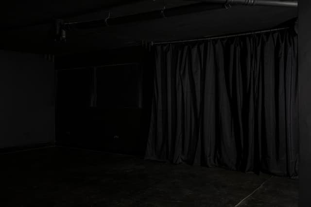 Blackout studio