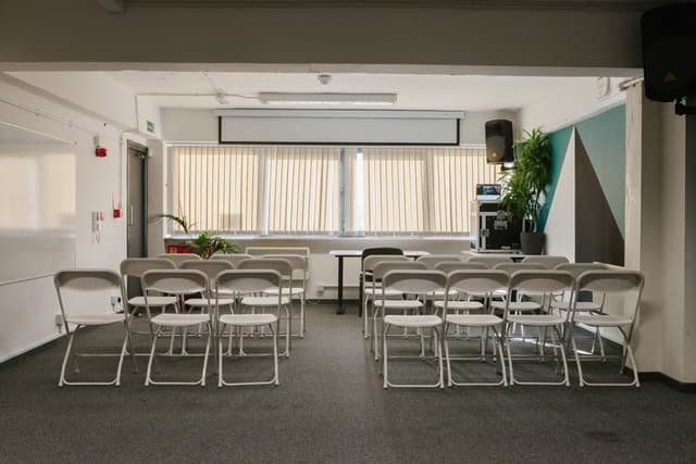 Space 4, Finsbury Park