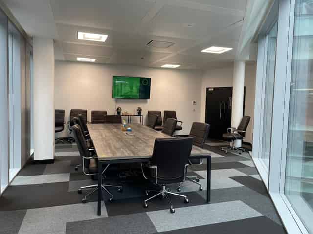Avenue HQ St Paul's Square
