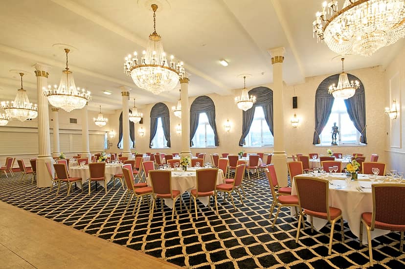 Elegant banquet hall in Britannia Hotel Manchester, ideal for weddings and corporate events.
