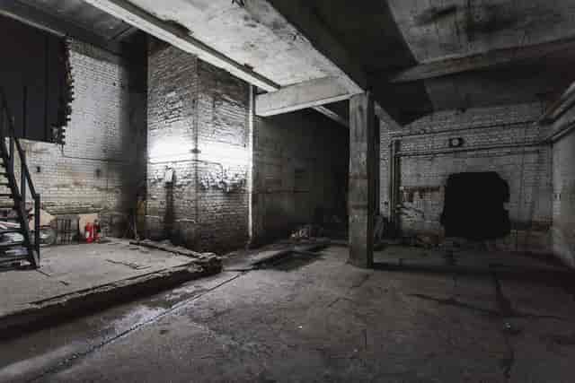 Empire Film Studios: industrial venue with exposed brick for creative events and gatherings.