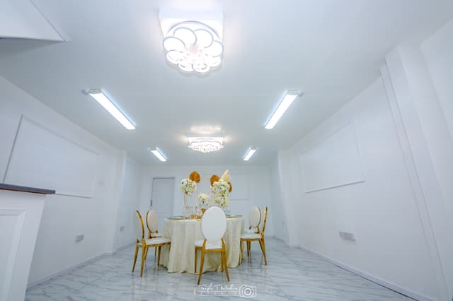 G LUXE Place