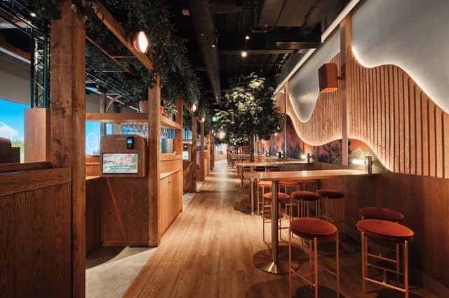 Clays Canary Wharf