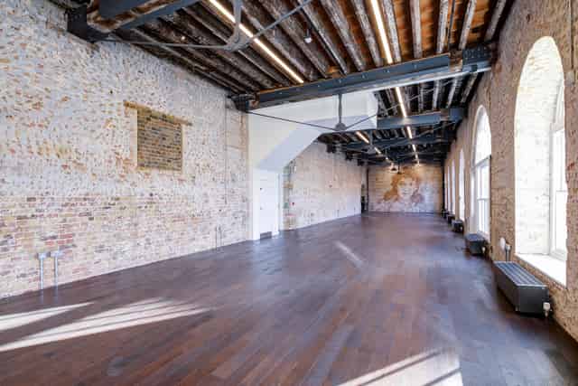 Knight Gallery