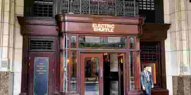 Electric Shuffle Canary Wharf