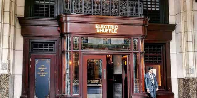 Electric Shuffle Canary Wharf