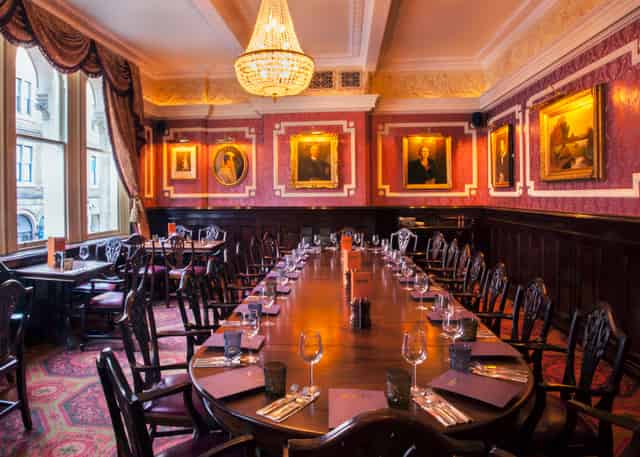 The Victorian Lounge