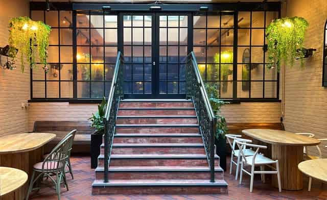 Atrium (Courtyard)