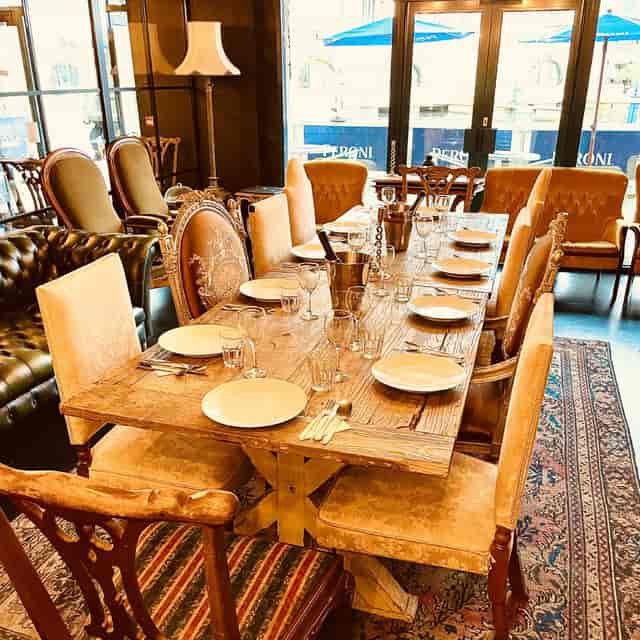 Main Restaurant 