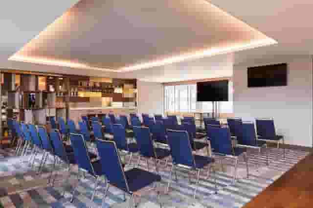 Club Lounge