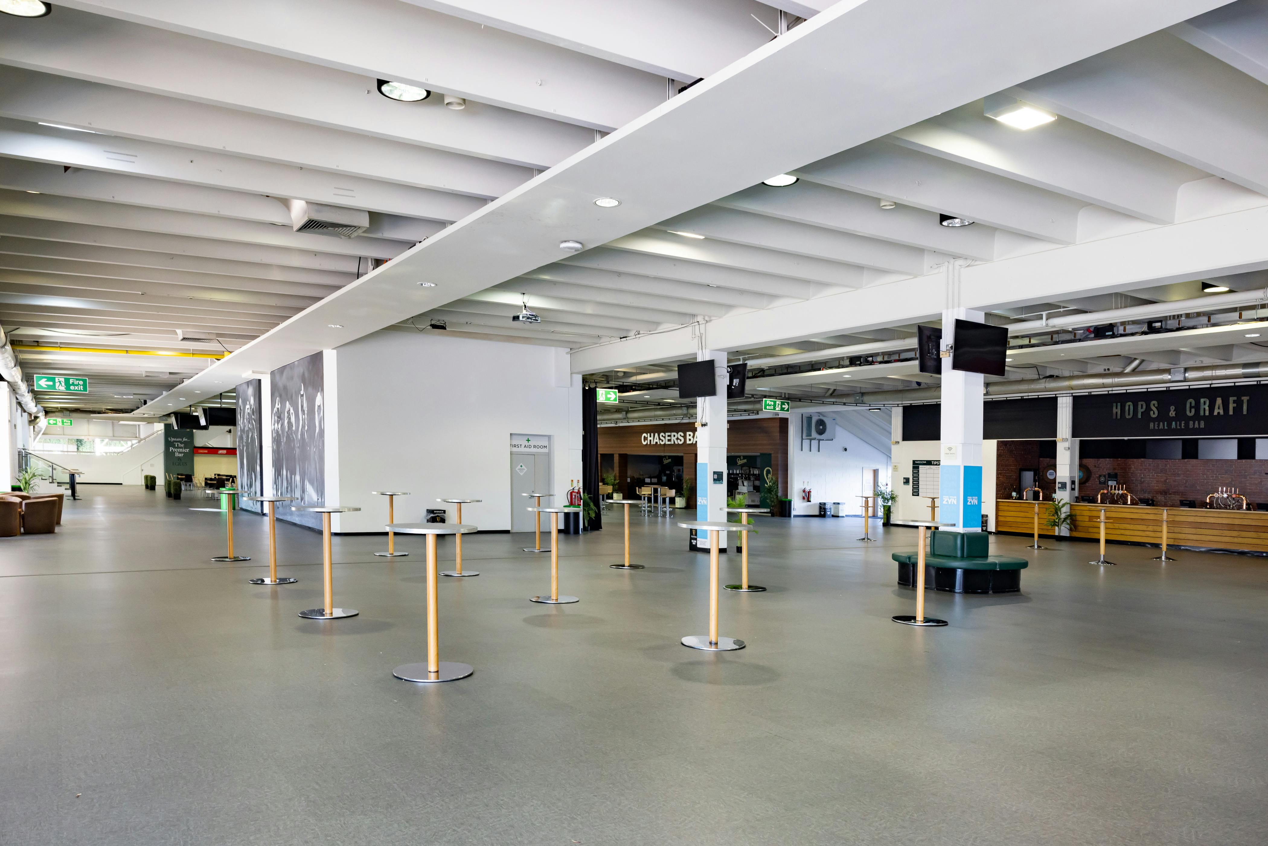 Sandown Park Racecourse - Surrey Hall image 1