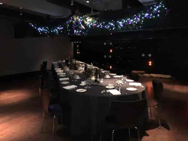 Elegant dining table in Harmsworth Room, perfect for corporate events and gatherings.