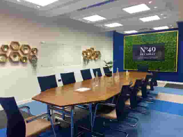 No 49 Piccadilly