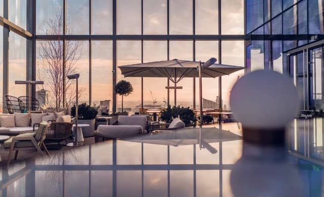 20 Stories Restaurant